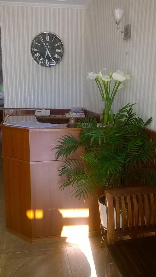Hostal Rivas ฟินิสแตร์เร ภายนอก รูปภาพ